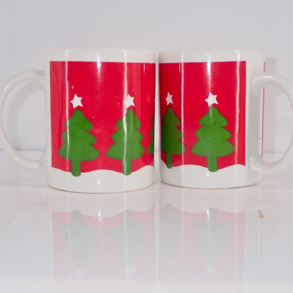 intage Christmas Coffee Mugs Collectibles Red Christmas with Green Trees Sanyei - Picture 7 of 7